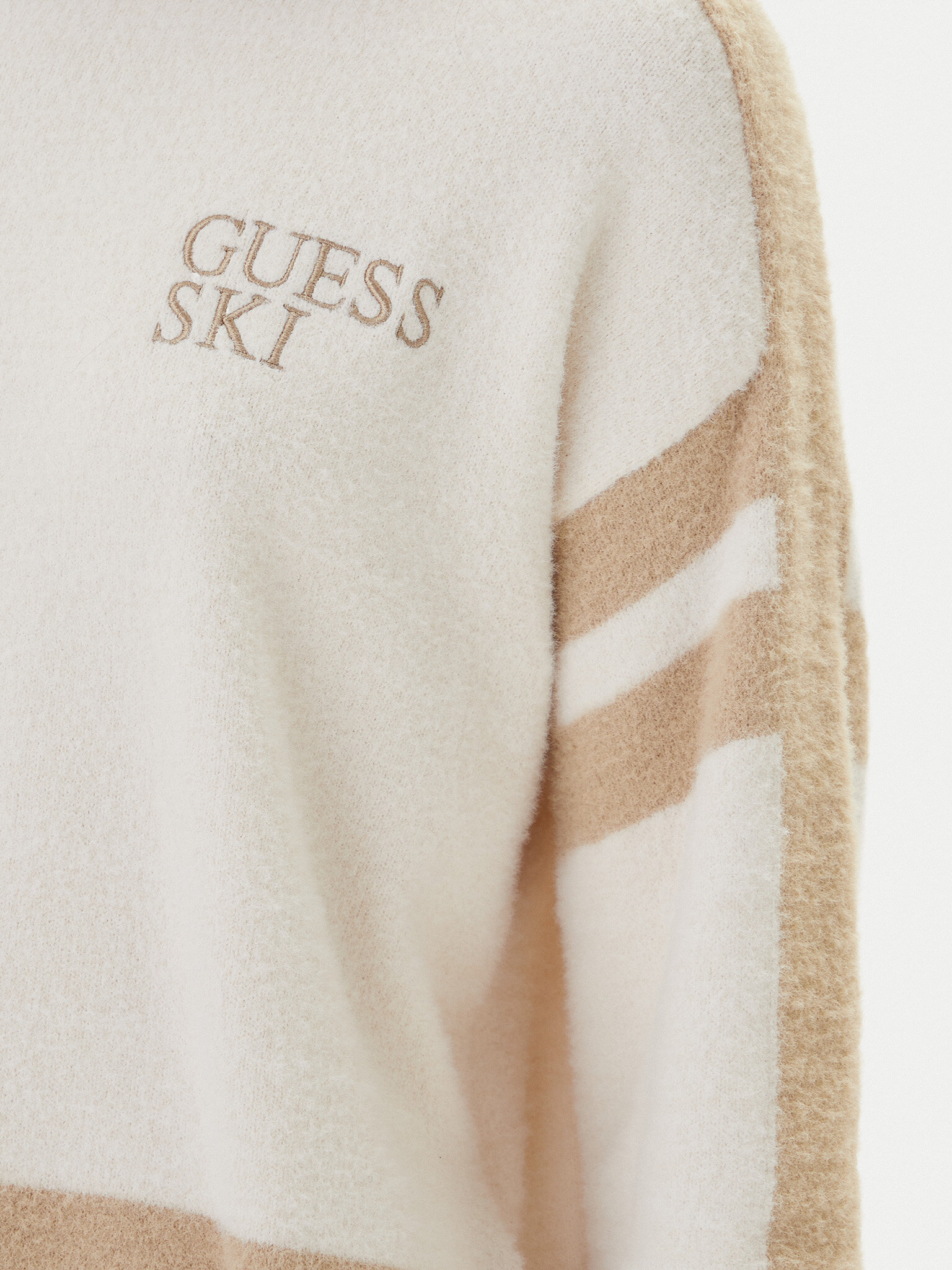 Поло Guess