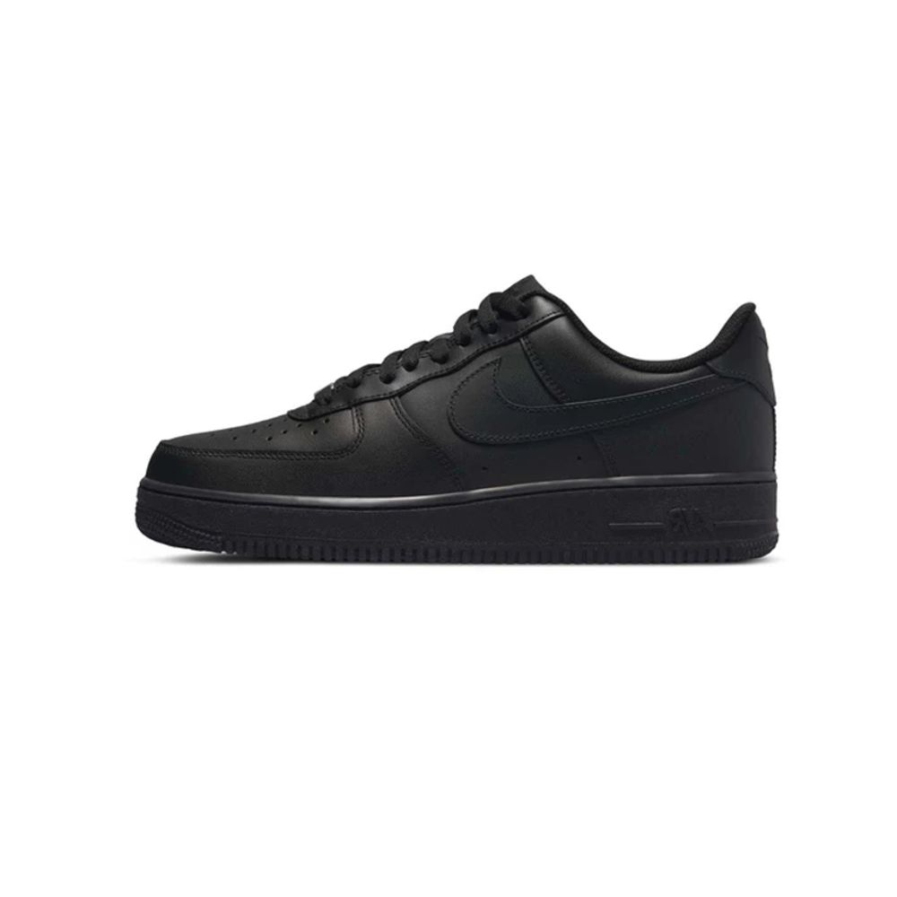 Nike Air Force 1 Triple Black
