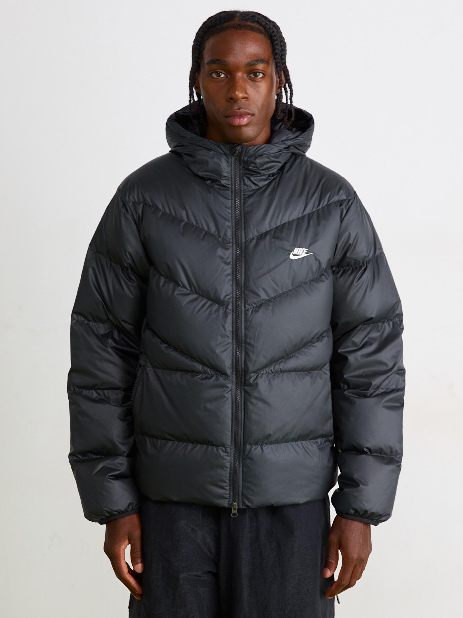 Nike Sportswear Зимно яке 'WINDRUNNER' черно