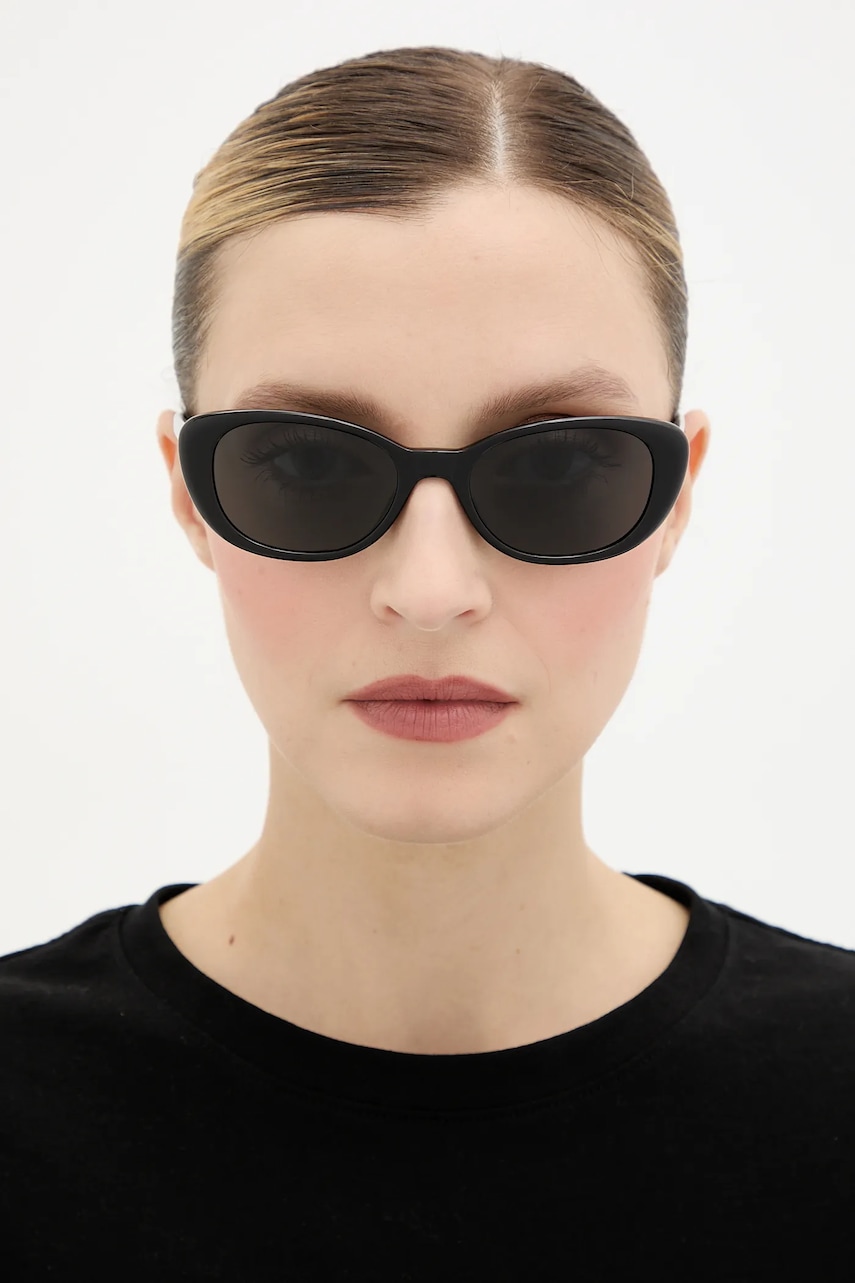 Слънчеви очила Saint Laurent в черно SL 822 - GLAMI.bg