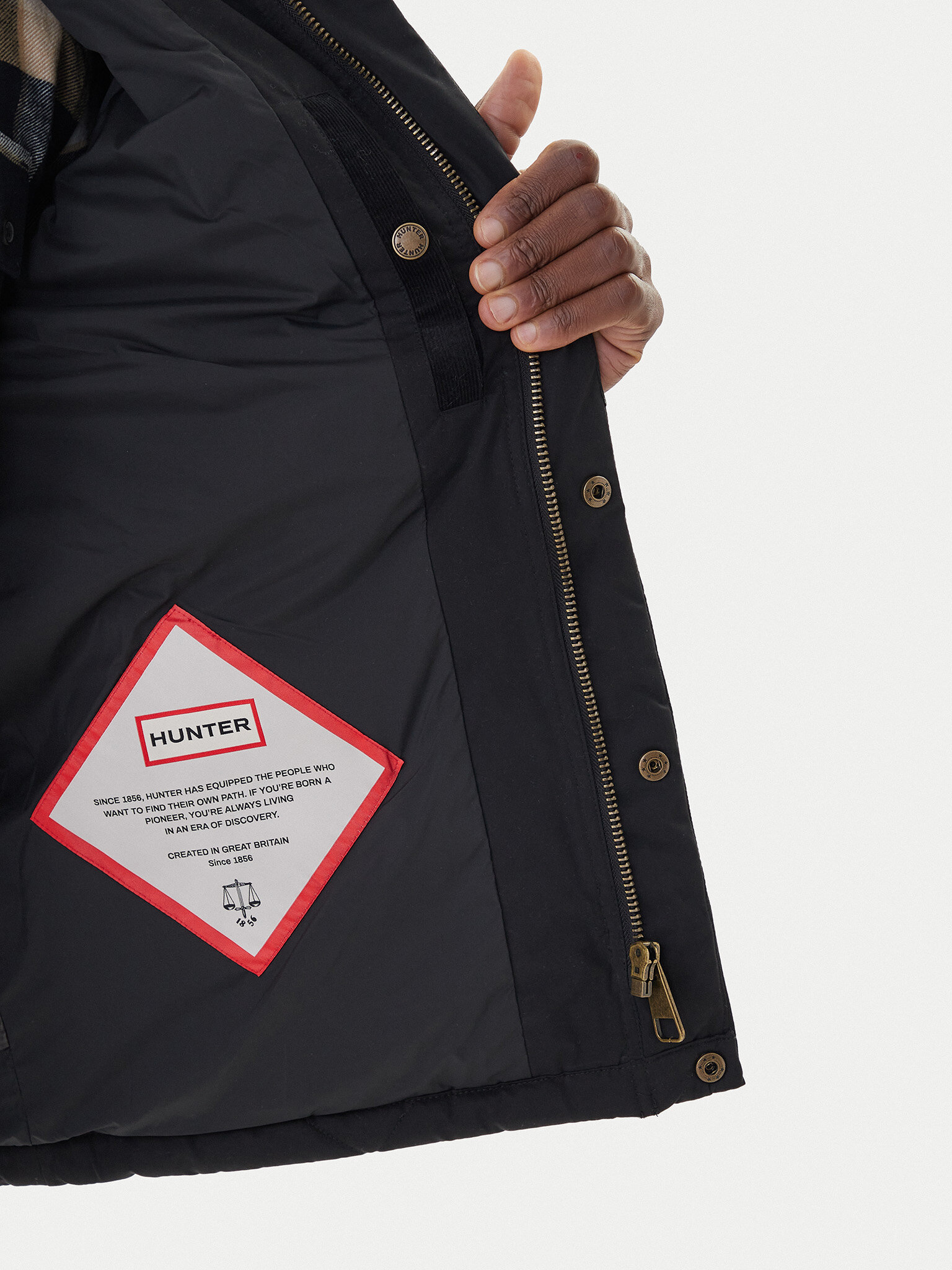 Преходно яке Hunter