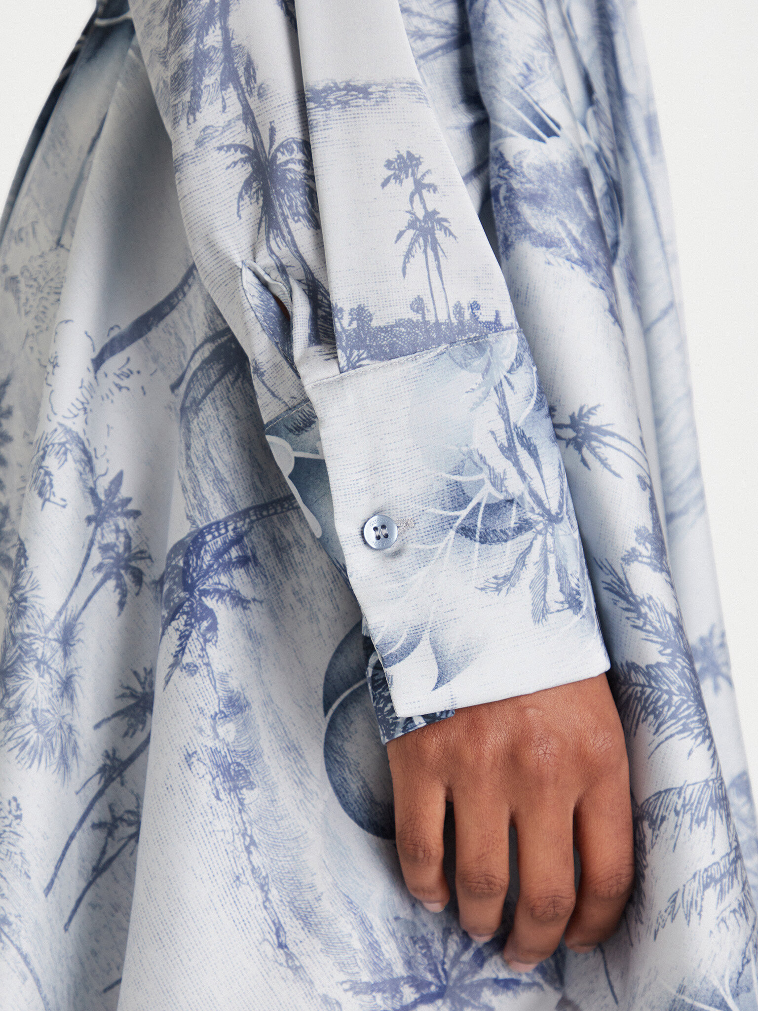 Коктейлна рокля Guess