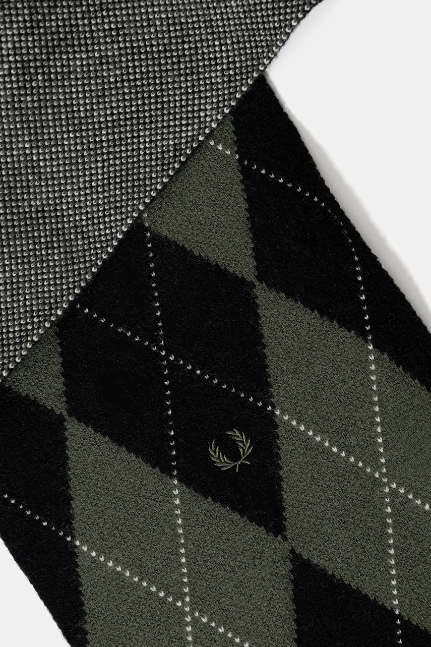 Вълнен шал Fred Perry