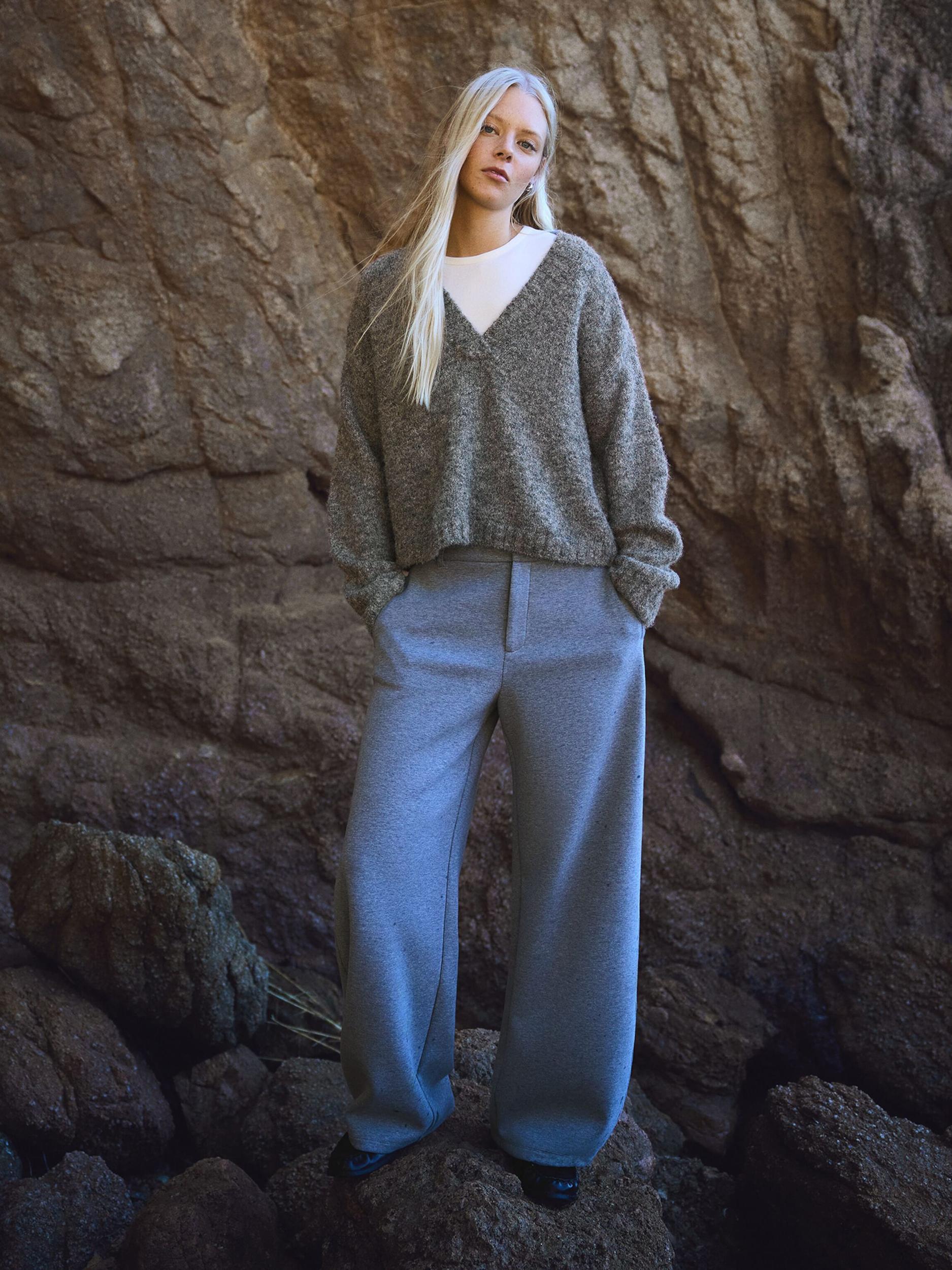 Bershka Пуловер тъмносиво