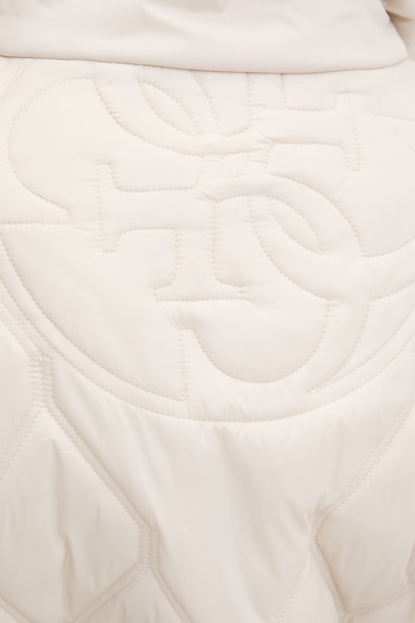 Елек Guess HILMA