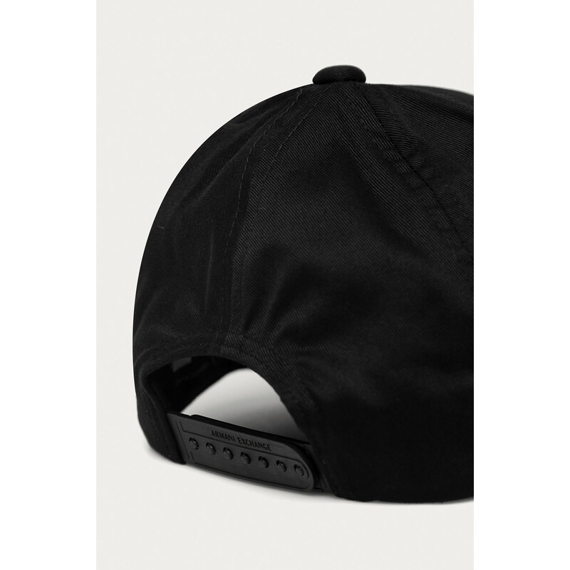 Памучна шапка с козирка Armani Exchange в черно с апликация 954047 CC811 NOS