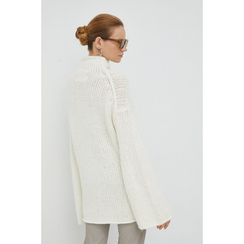 Вълнен пуловер By Malene Birger Amin дамски в бежово от топла материя с ниско поло