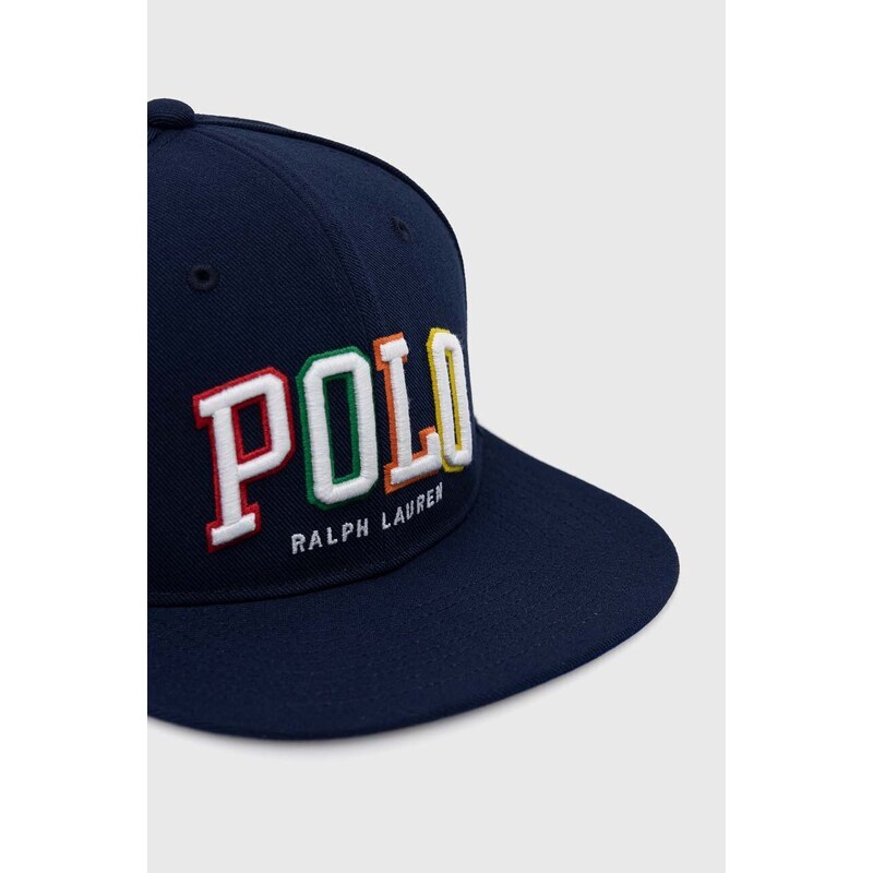 Шапка с козирка Polo Ralph Lauren в тъмносиньо с апликация