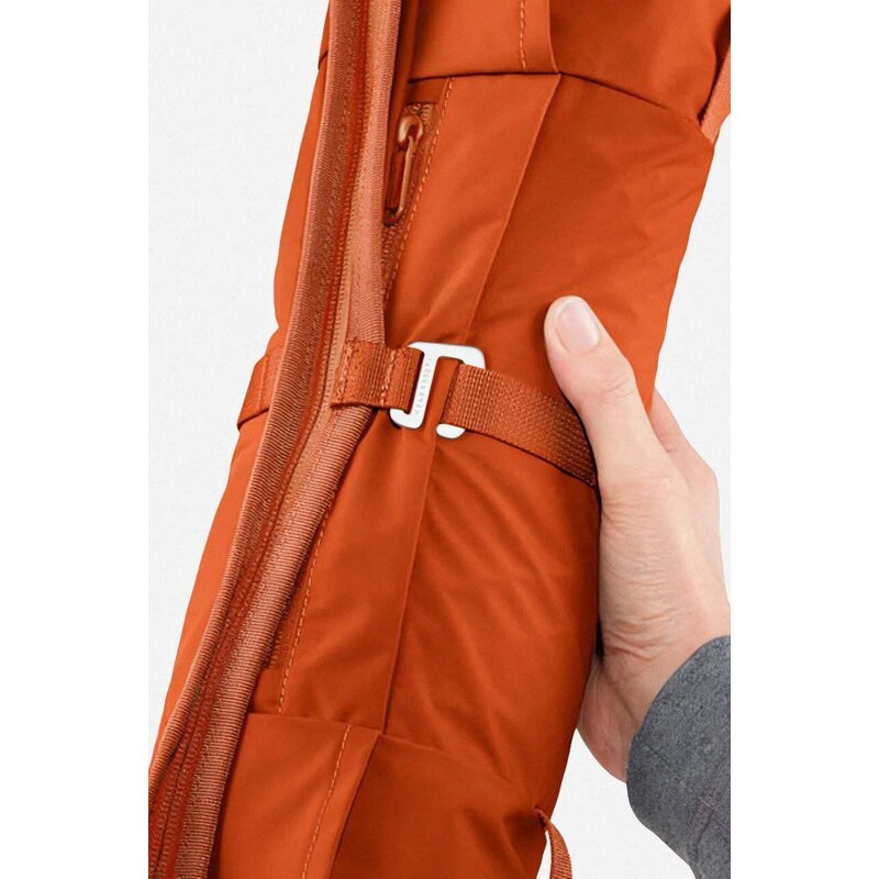 Раница Fjallraven HIGH COAST Foldsack 24 F23222 333 в оранжево голям размер с изчистен дизайн