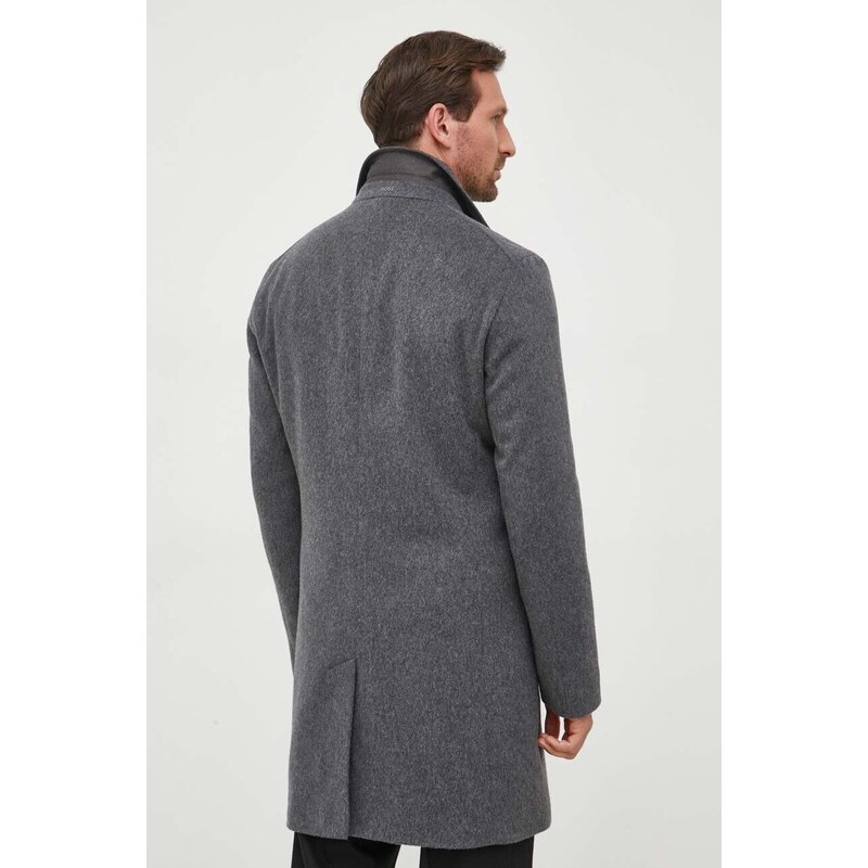 Вълнено палто BOSS в сиво преходен модел