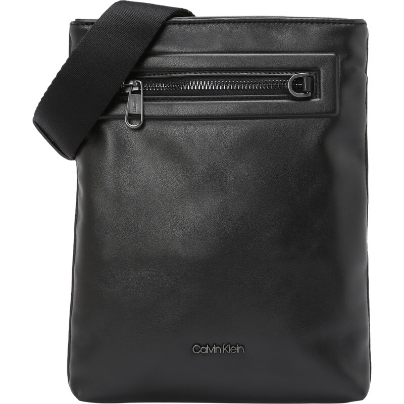 Calvin Klein Чанта за през рамо тип преметка черно - GLAMI.bg