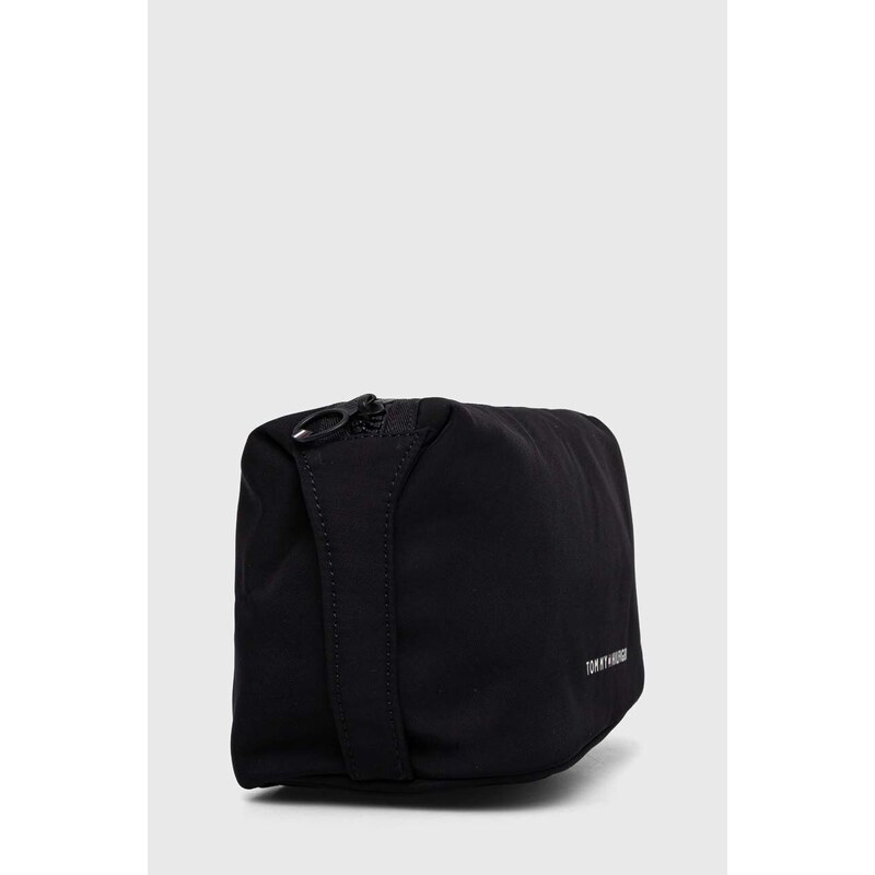 Козметична чанта Tommy Hilfiger в черно AM0AM11861