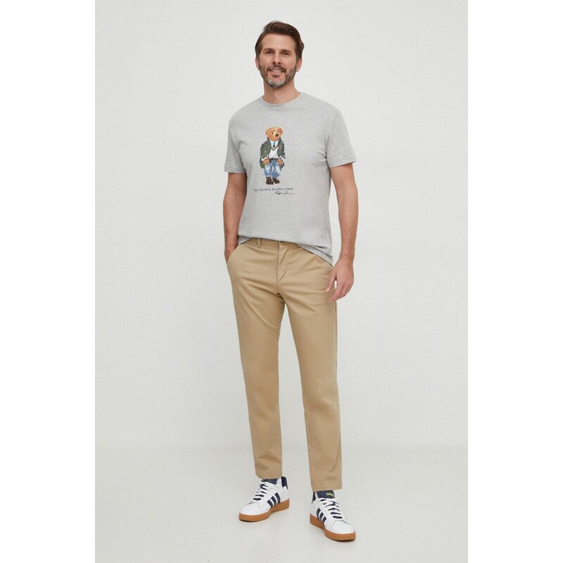 Памучна тениска Polo Ralph Lauren в сиво с принт 710854497