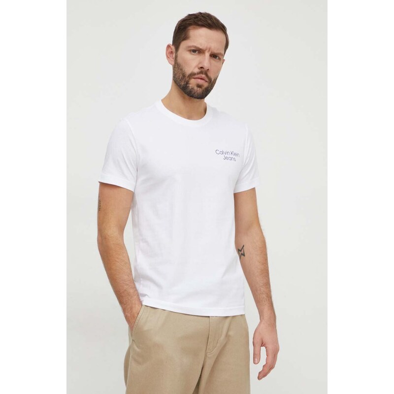 Памучна тениска Calvin Klein Jeans в бяло с принт J30J325186