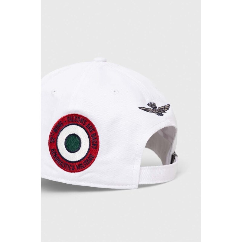 Памучна шапка с козирка Aeronautica Militare в бяло с апликация