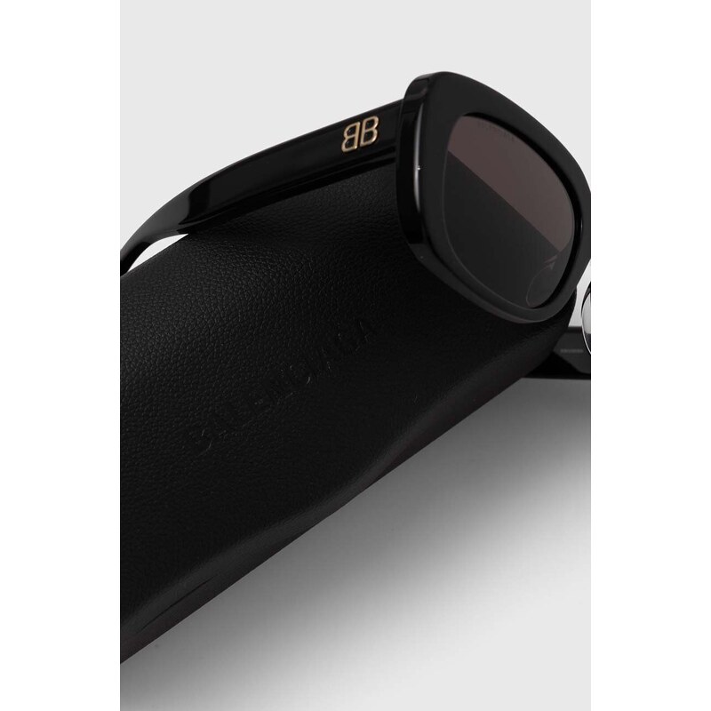 Слънчеви очила Balenciaga в черно BB0295SK