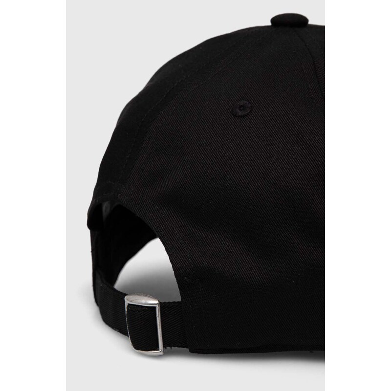 Памучна шапка с козирка Colmar в черно с апликация
