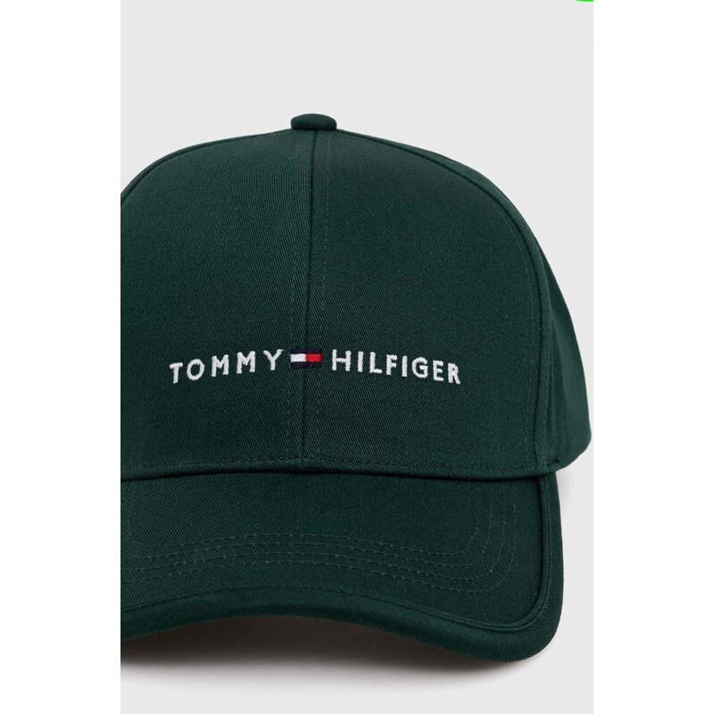 Памучна шапка с козирка Tommy Hilfiger в зелено с апликация AM0AM12304