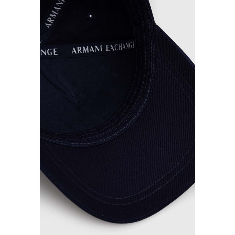 Памучна шапка с козирка Armani Exchange в тъмносиньо с принт 954207 4R105