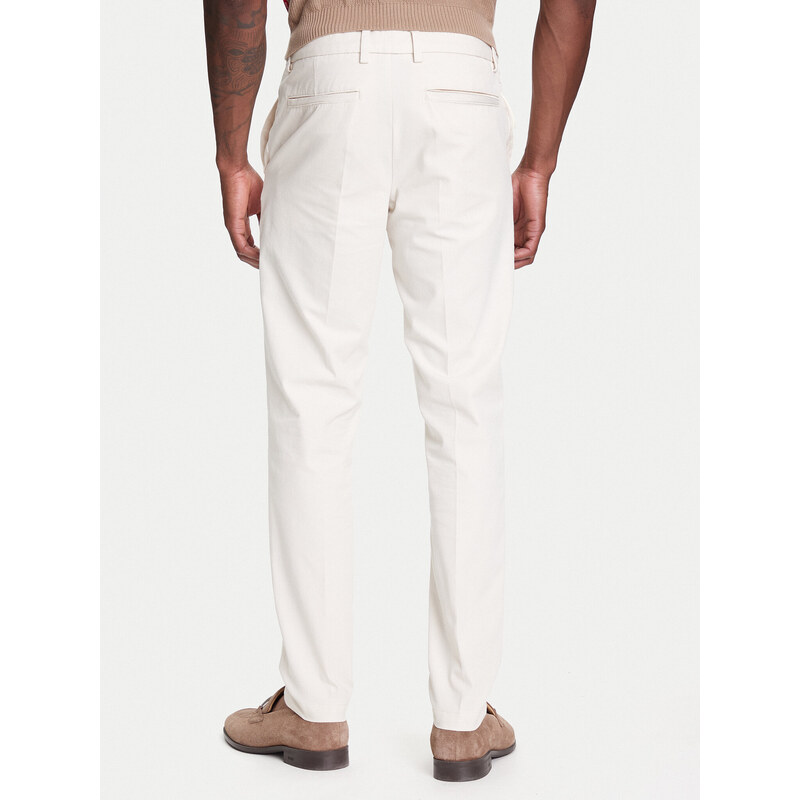 Чино панталони BOSS