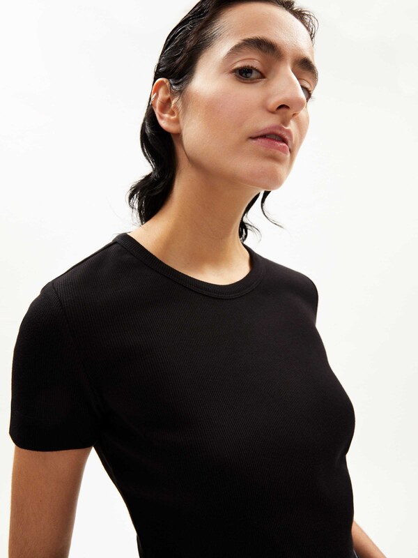 ARMEDANGELS Тениска 'KARDAA' черно