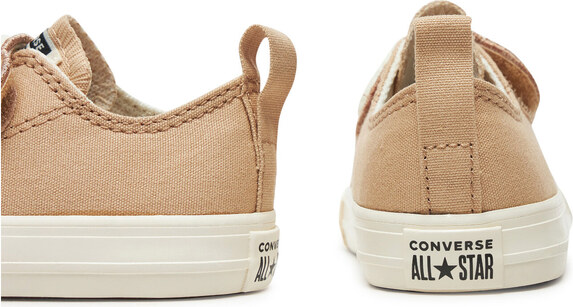 Кецове Converse Chuck Taylor All Star One Strap Ox A10040C Бежов