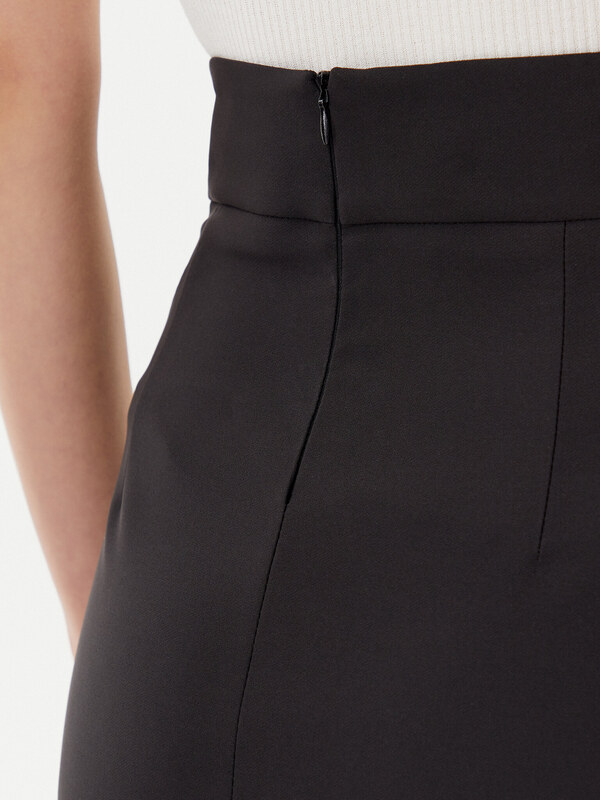 Пола тип молив Artigli