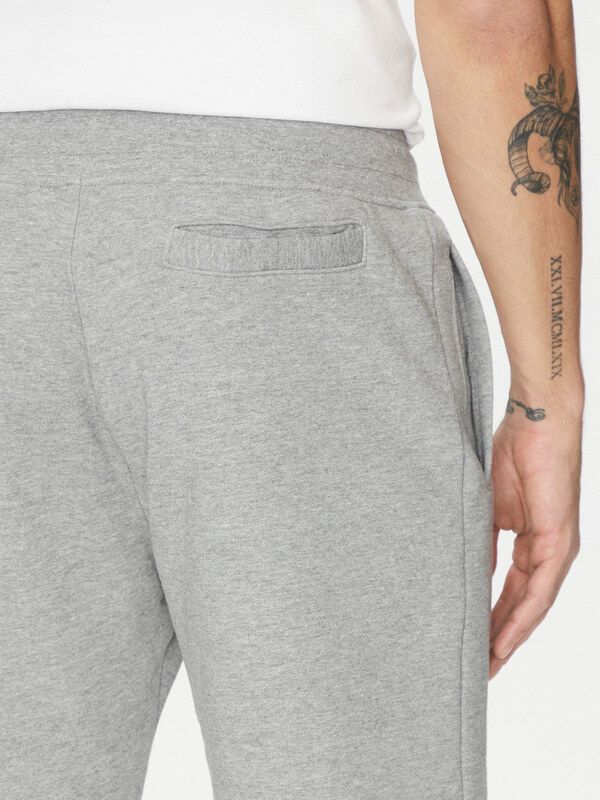 Спортни шорти Guess