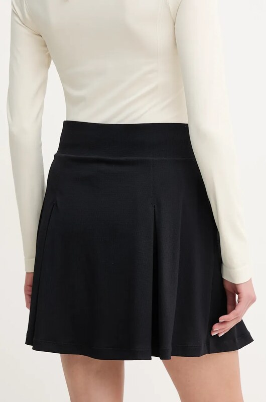 Спортна пола Peak Performance