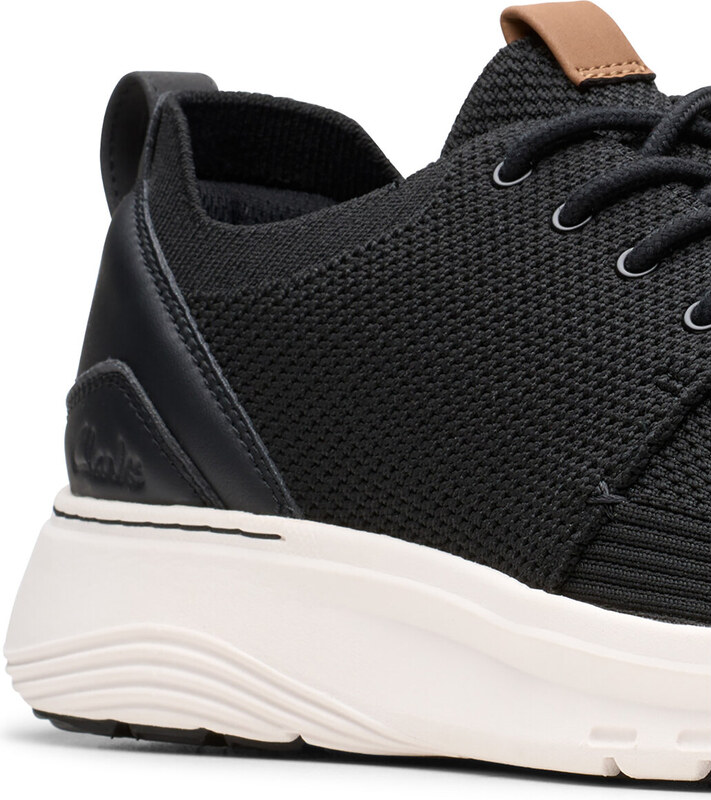 Сникърси Clarks Motion Trek MX 26181981 Черен