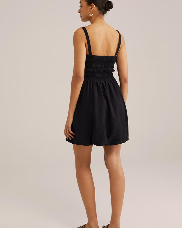 WE Fashion Рокля черно