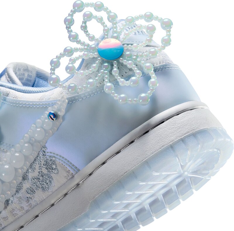 Nike Dunk Low x Susan Fang "Hydrogen Blue" Wmns - Жени - Кецове Nike - Синьо - HV8575-100