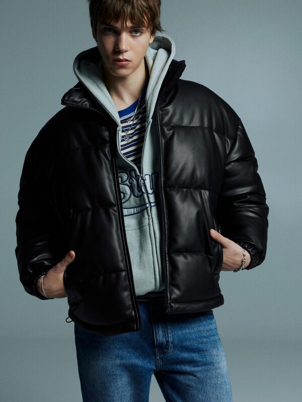 Pull&Bear Зимно яке черно