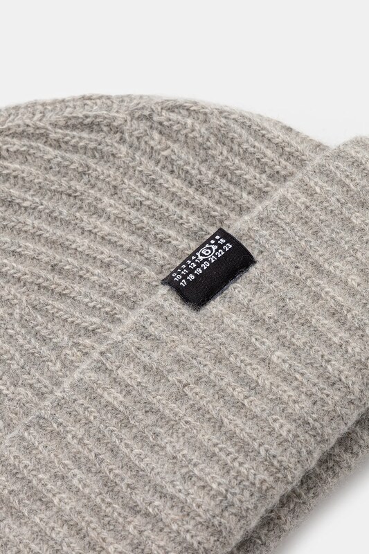 Шапка с вълна MM6 Maison Margiela