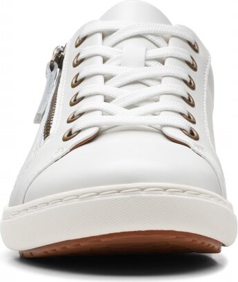 Дамски спортни обувки "Clarks" - равни