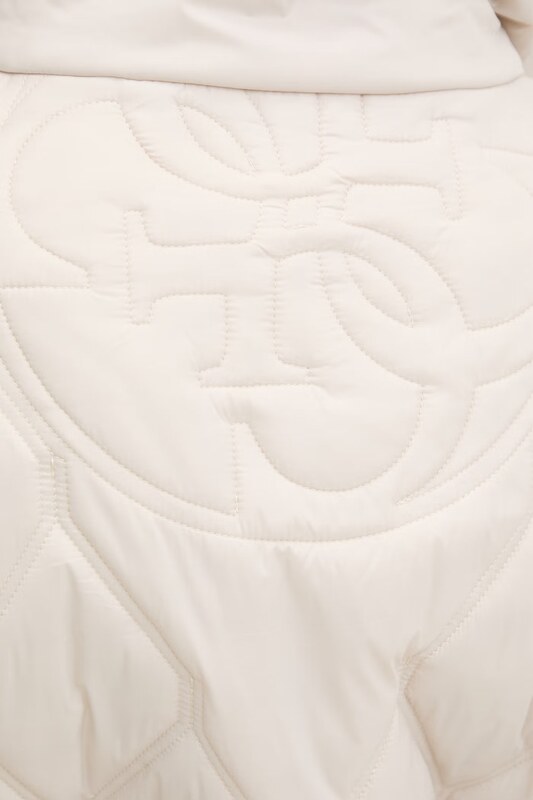 Елек Guess HILMA