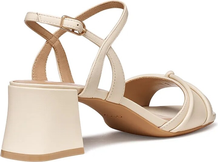 Кожени сандали Geox D NEW ERAKLIA 50 T01