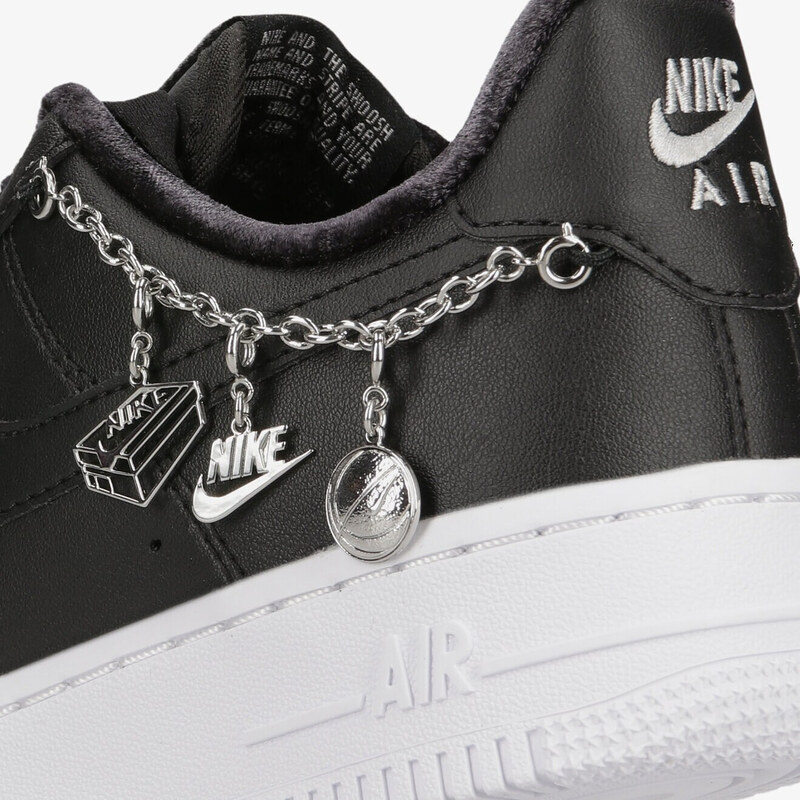 Nike WMNS Air Force 1 '07 LX - Маратонки