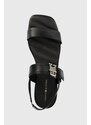 Кожени сандали Tommy Hilfiger HARDWARE FLAT SANDAL в черно FW0FW07094