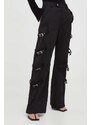 Панталон Gestuz в черно с разкроени краища, с висока талия