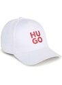Детска памучна шапка с козирка HUGO в бяло с апликация